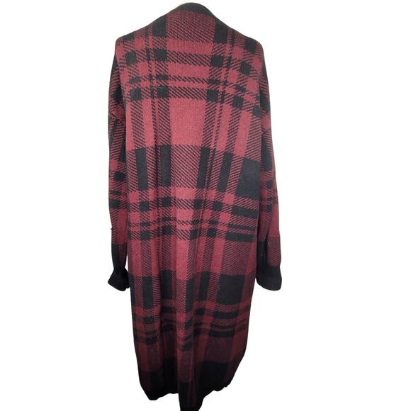 Magaschoni Red and Black Plaid Cardigan Sweater Size Large - Picture 2 of 3